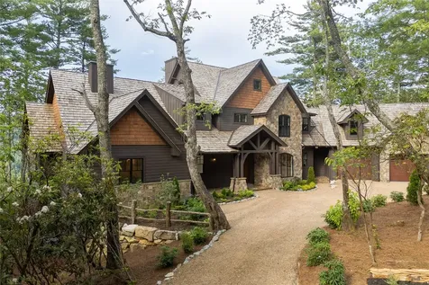 343 Ledgeview Road Cashiers NC 28717