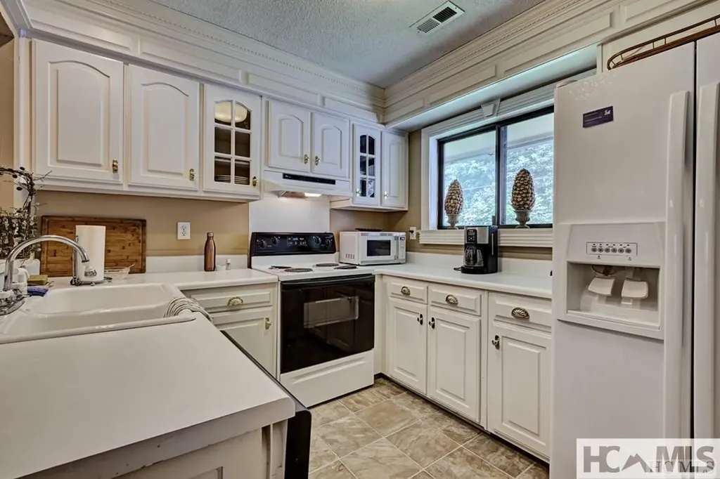 802 Highlands Mountain Club Drive Highlands NC 28741