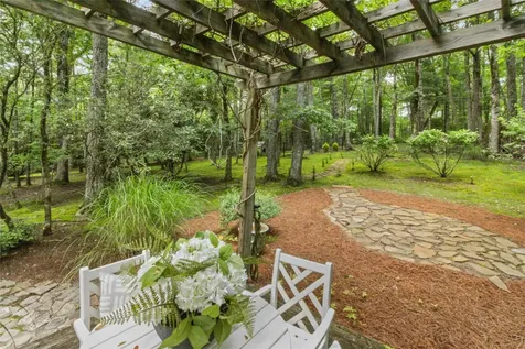 424 Split Rail Row Highlands NC 28741