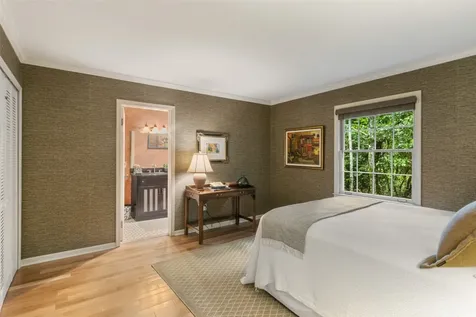 424 Split Rail Row Highlands NC 28741