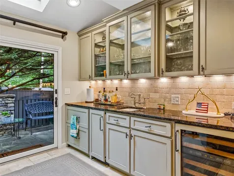 64 Toxaway Shores Lake Toxaway NC 28747