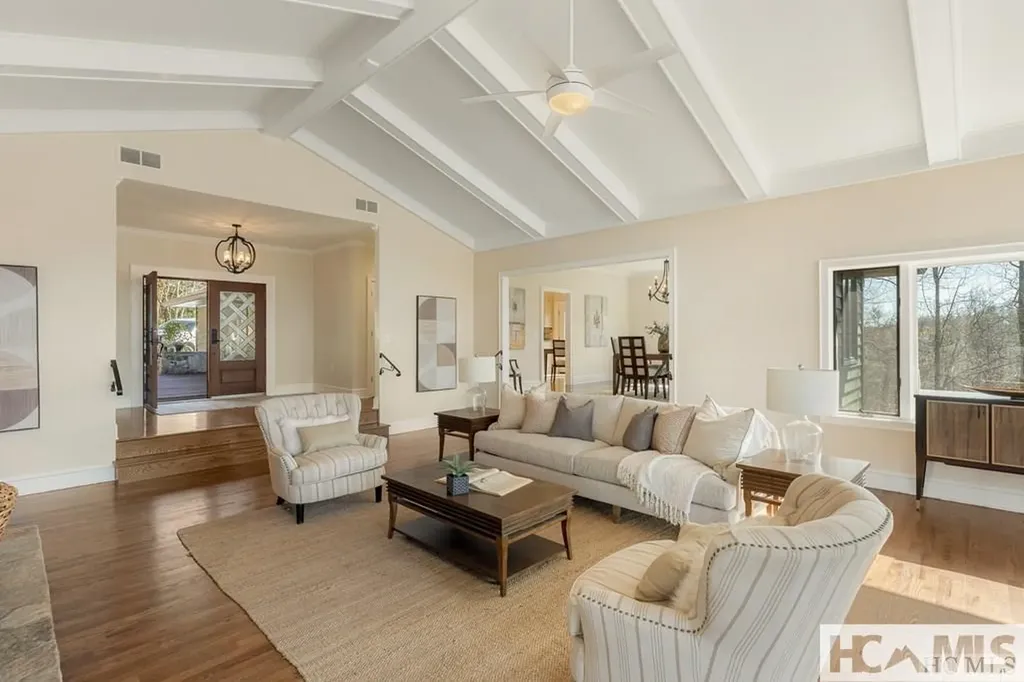 16 S Sassafras Court Highlands NC 28741