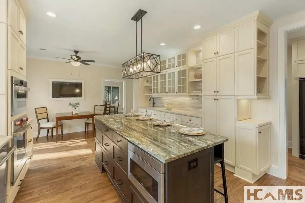 16 S Sassafras Court Highlands NC 28741