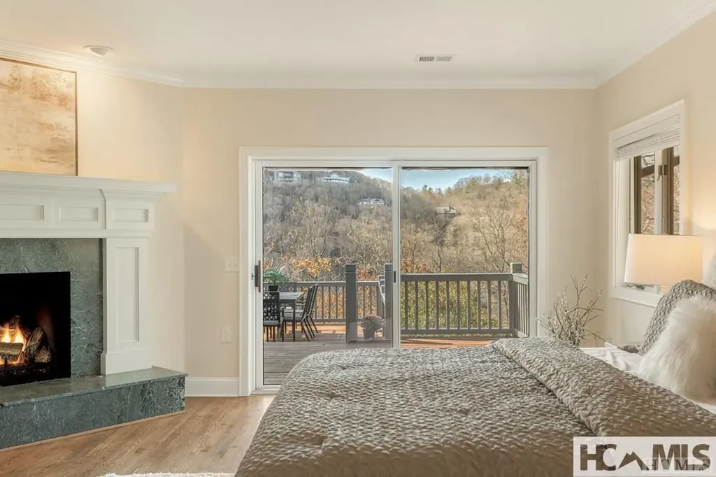 16 S Sassafras Court Highlands NC 28741