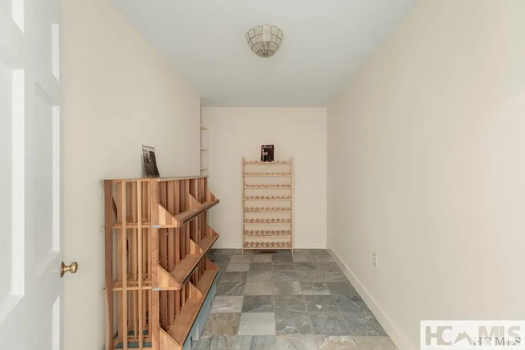 16 S Sassafras Court Highlands NC 28741