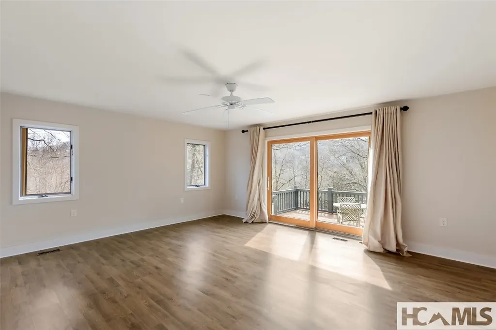 16 S Sassafras Court Highlands NC 28741