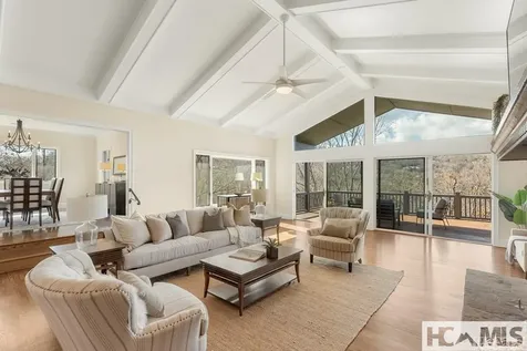 16 S Sassafras Court Highlands NC 28741
