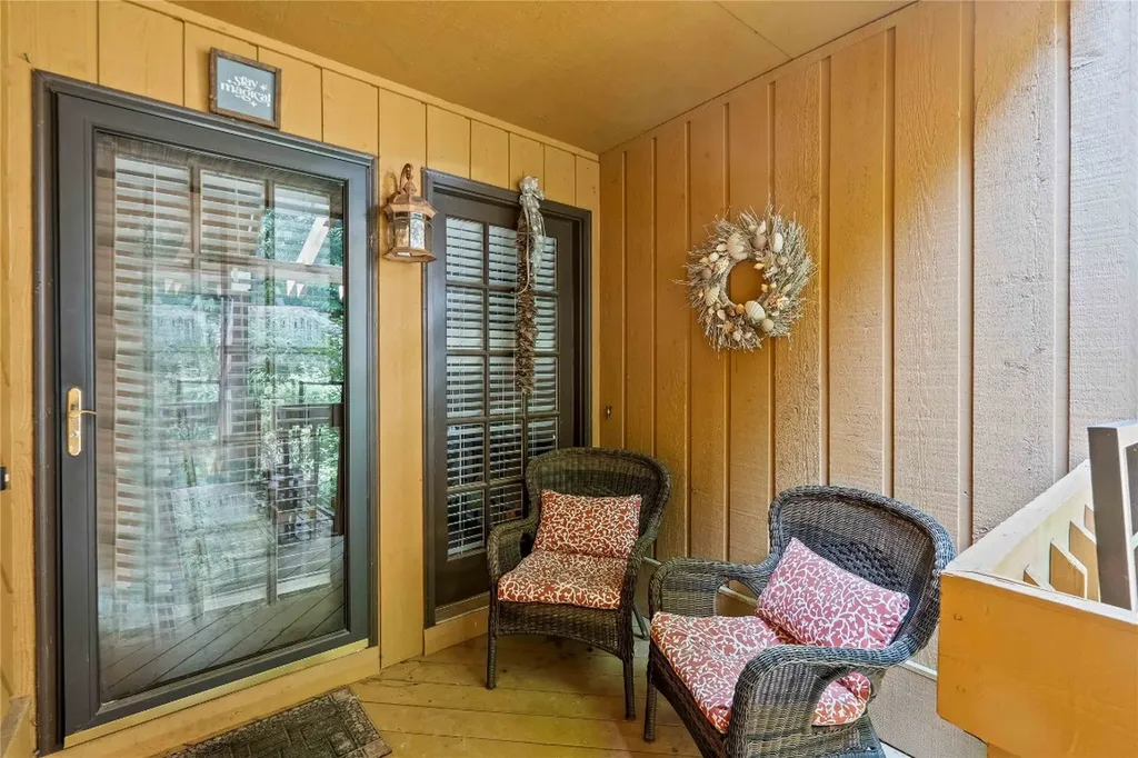 369 Meadow Way Sapphire NC 28774