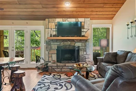 369 Meadow Way Sapphire NC 28774
