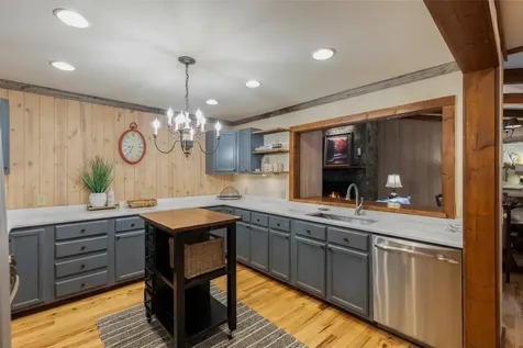 99 Balsam Lane Highlands NC 28741