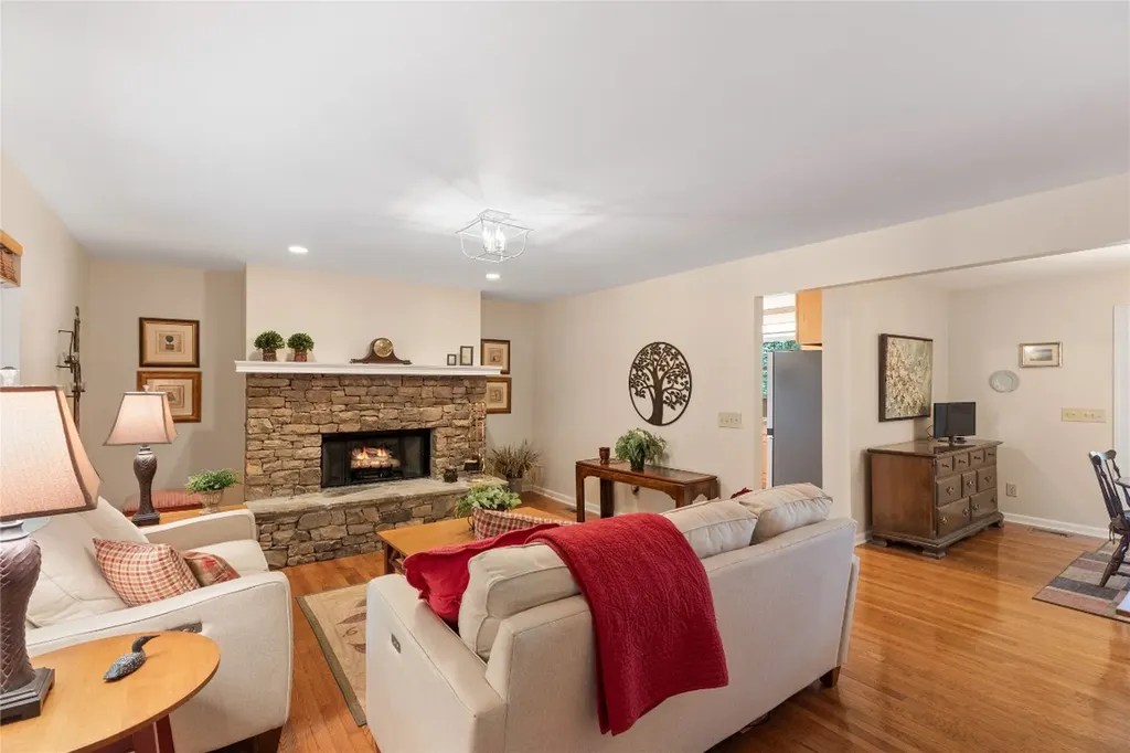 576 Blackberry Trail Sapphire NC 28774