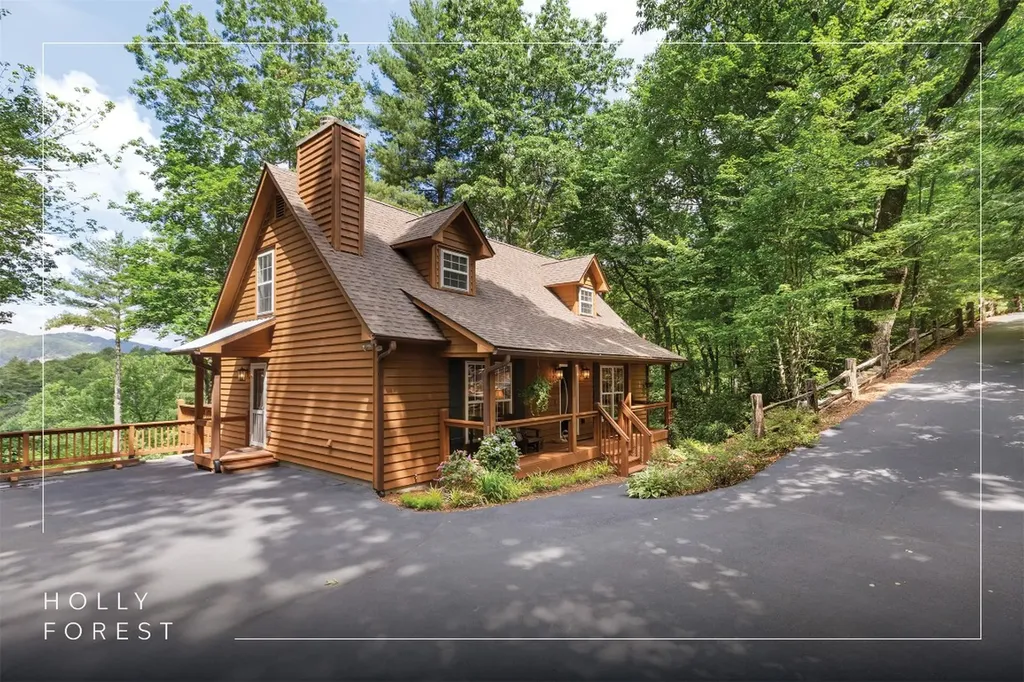 576 Blackberry Trail Sapphire NC 28774