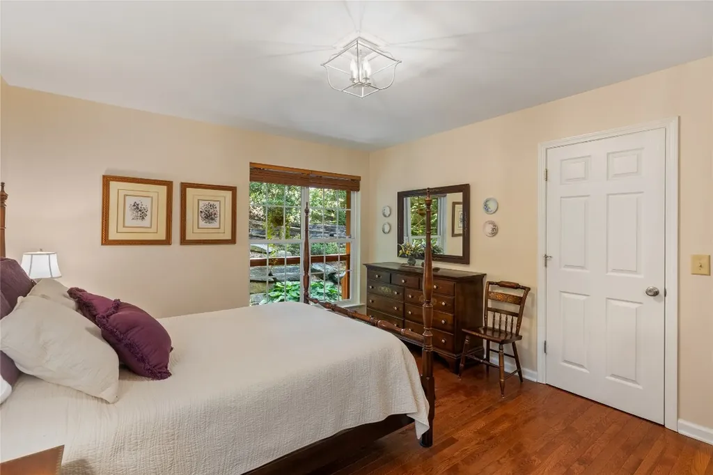 576 Blackberry Trail Sapphire NC 28774