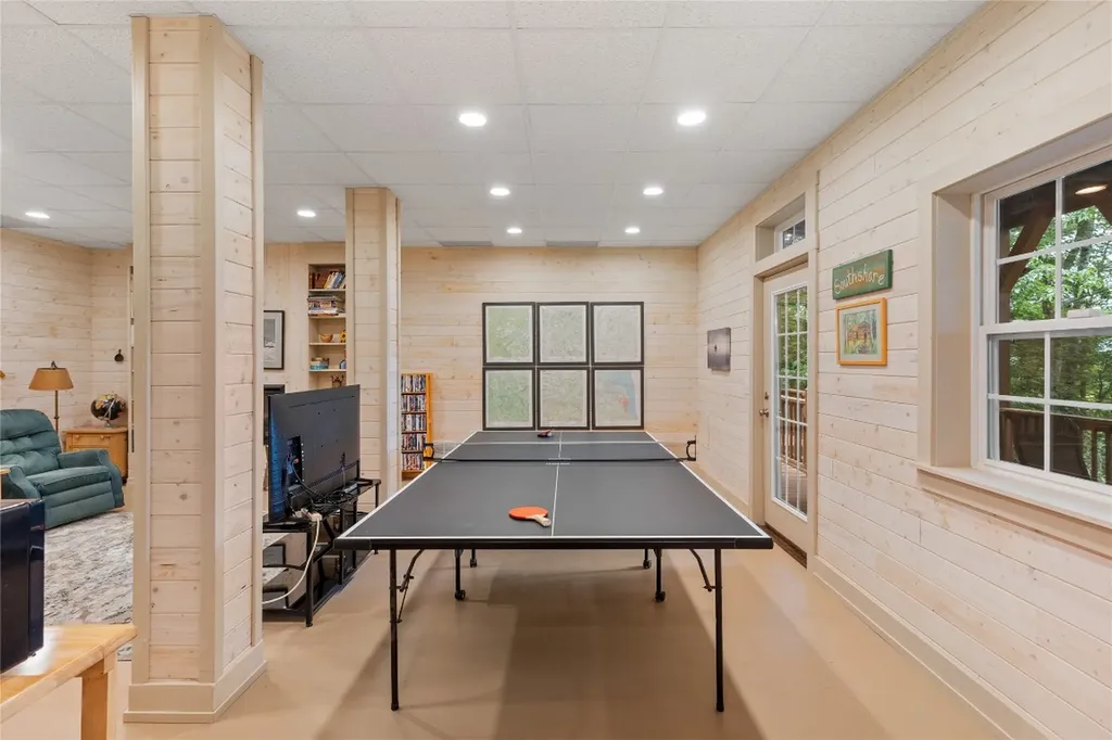 576 Blackberry Trail Sapphire NC 28774