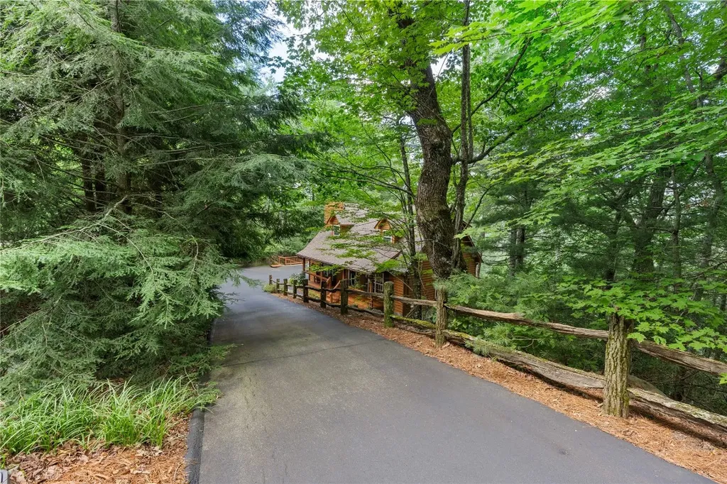 576 Blackberry Trail Sapphire NC 28774