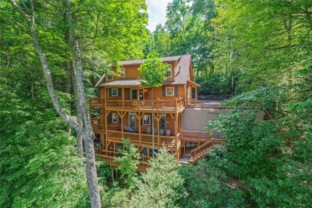 576 Blackberry Trail Sapphire NC 28774