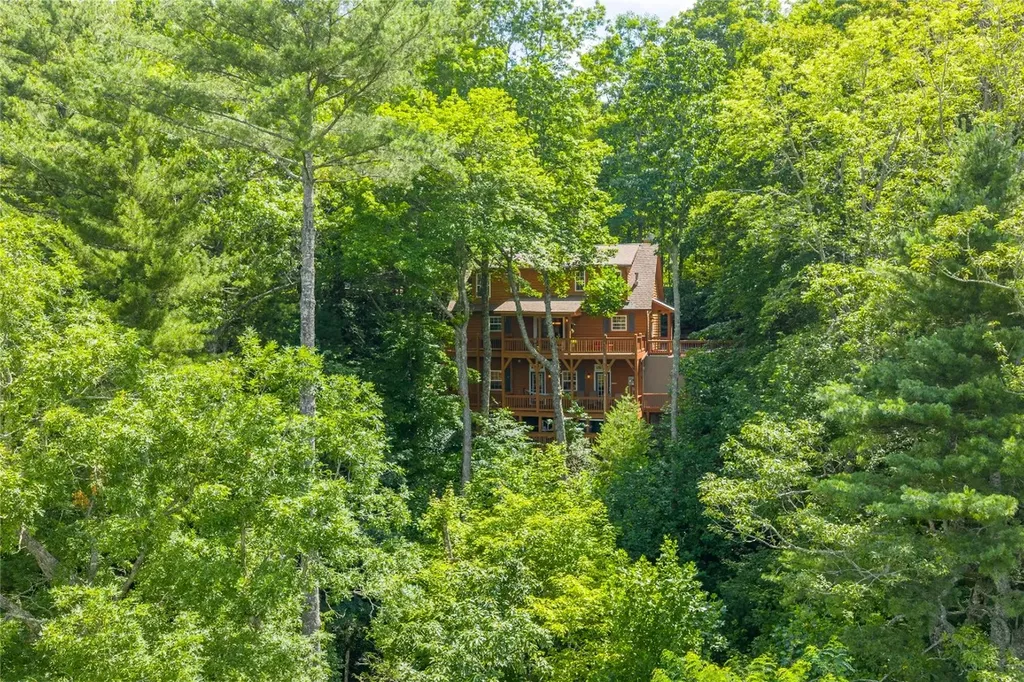 576 Blackberry Trail Sapphire NC 28774