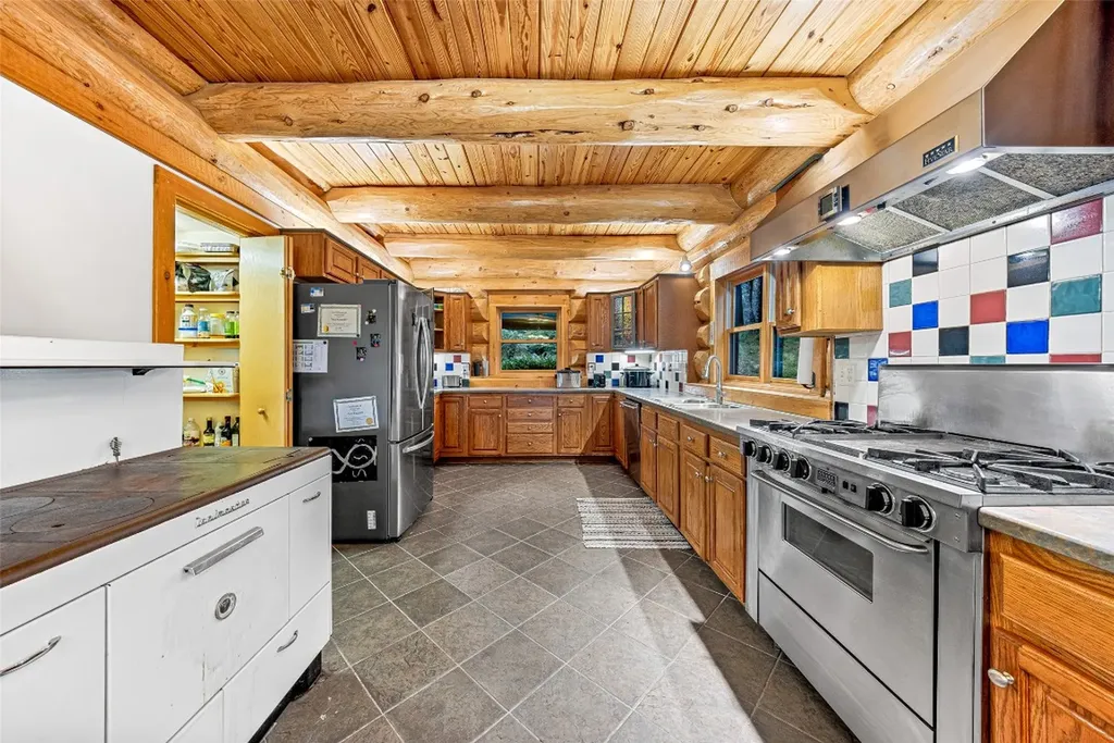 388 Hard To Find Drive Brevard NC 28712