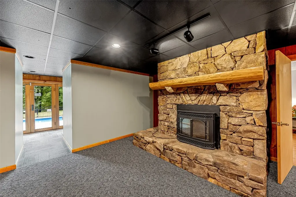 388 Hard To Find Drive Brevard NC 28712