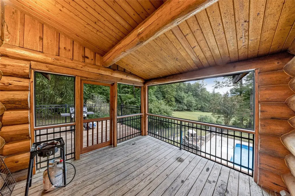 388 Hard To Find Drive Brevard NC 28712