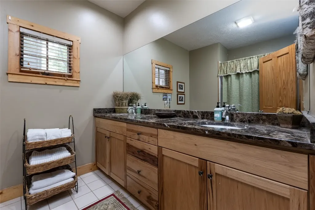 8 Par Path Cashiers NC 28717