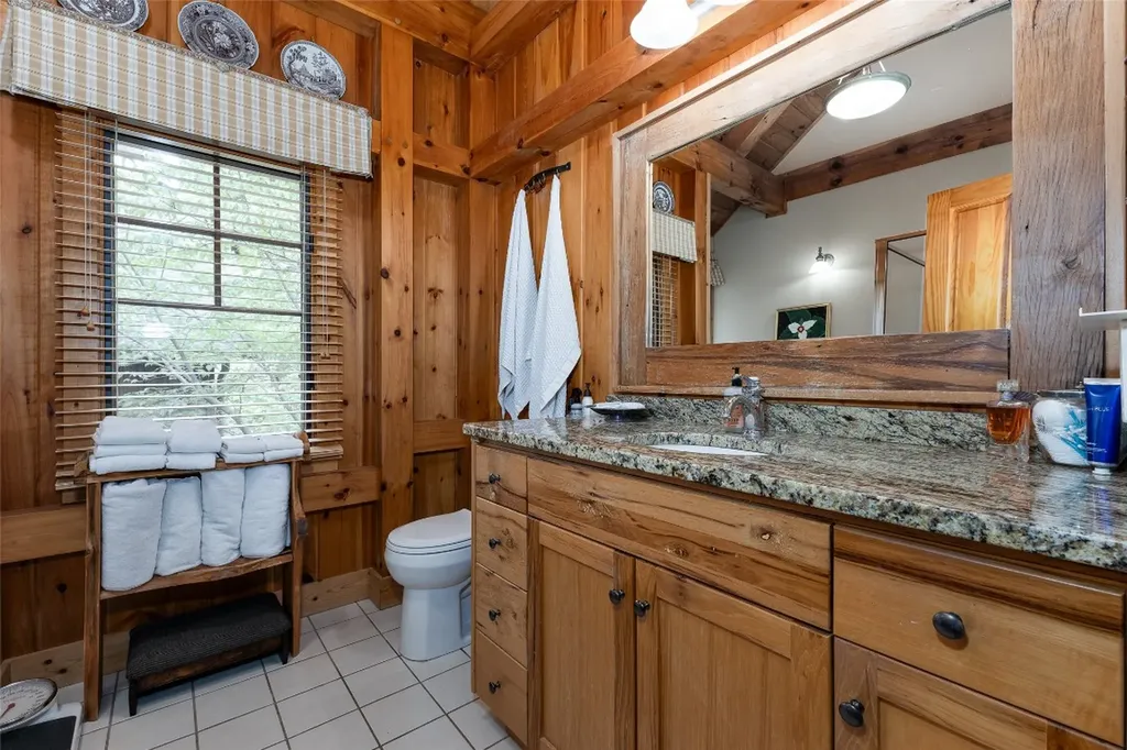 8 Par Path Cashiers NC 28717