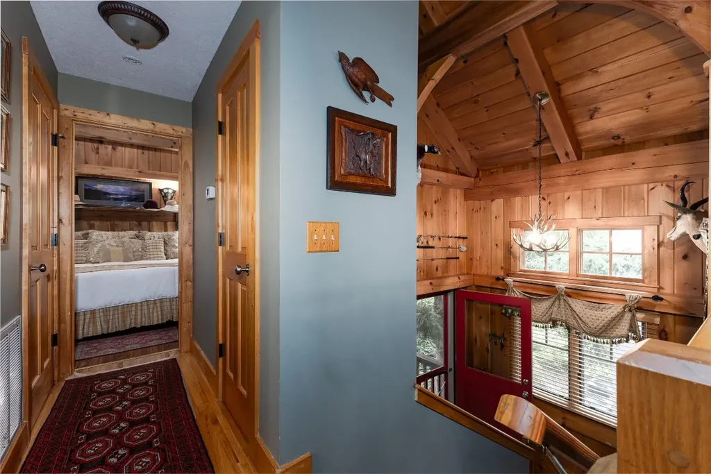 8 Par Path Cashiers NC 28717