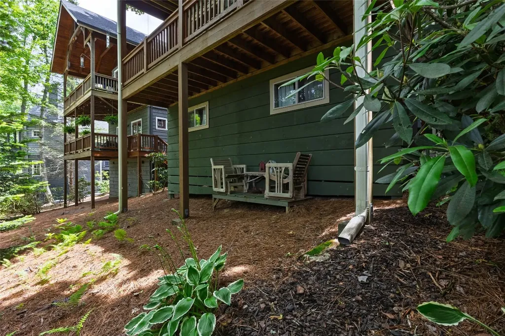 8 Par Path Cashiers NC 28717