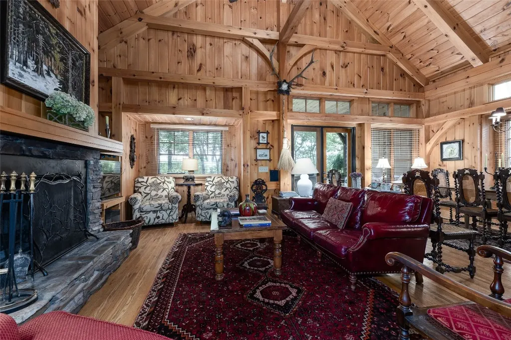 8 Par Path Cashiers NC 28717