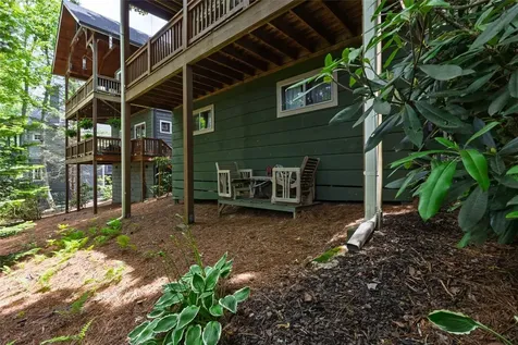 8 Par Path Cashiers NC 28717