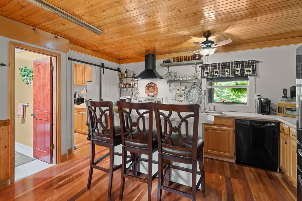 112 Clearview Lane Highlands NC 28741