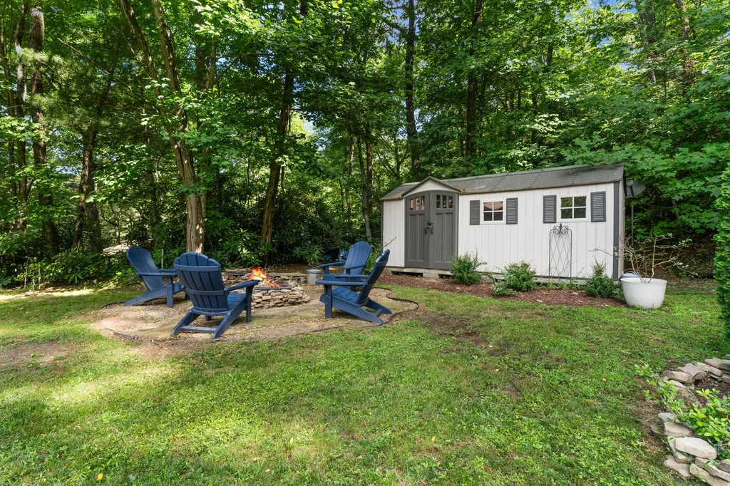 112 Clearview Lane Highlands NC 28741