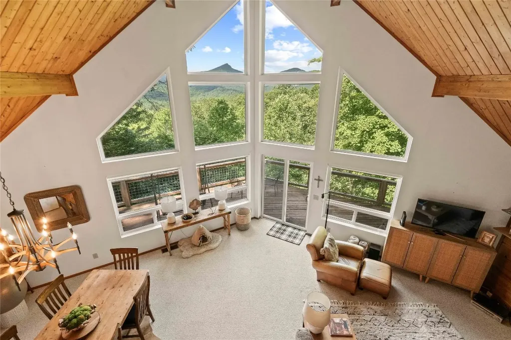 735 Trays Island Road Sapphire NC 28774