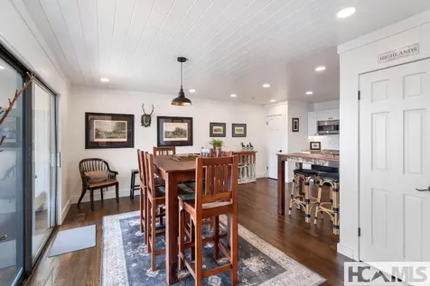 804 Vz Top Road Highlands NC 28741