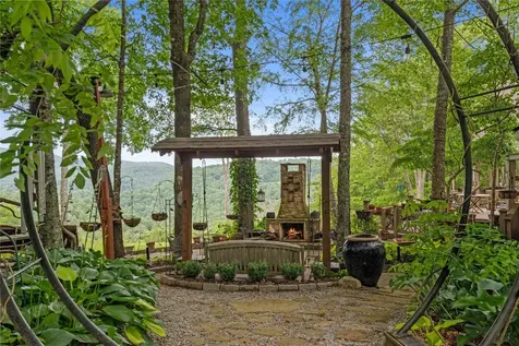 546 Upsy Daisy Lane Cullowhee NC 28723