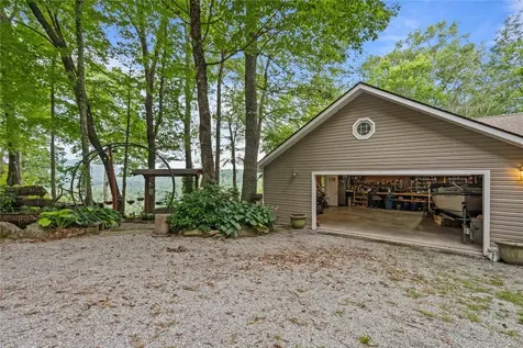 546 Upsy Daisy Lane Cullowhee NC 28723