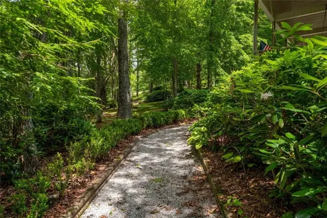 546 Upsy Daisy Lane Cullowhee NC 28723