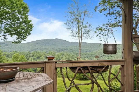 546 Upsy Daisy Lane Cullowhee NC 28723