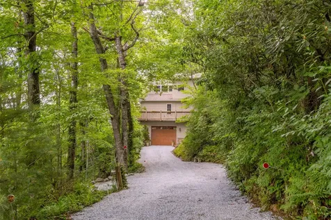 471 Rivard Road Glenville NC 28736