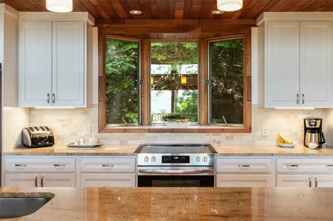 471 Rivard Road Glenville NC 28736