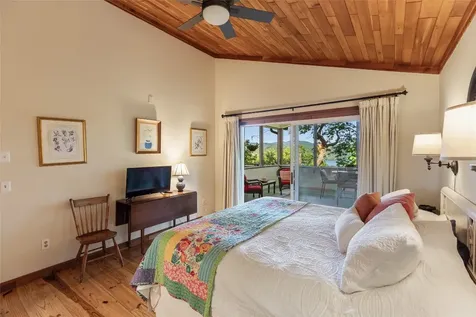 471 Rivard Road Glenville NC 28736