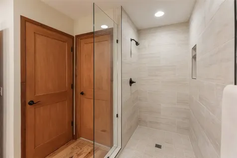 471 Rivard Road Glenville NC 28736