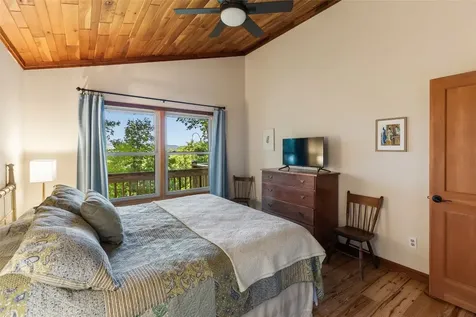 471 Rivard Road Glenville NC 28736