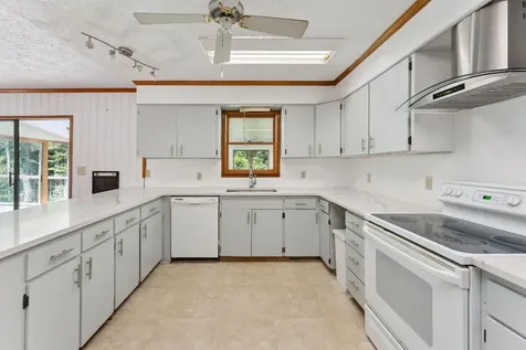 44 Rainbow Road Highlands NC 28741