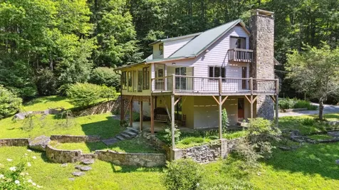 44 Rainbow Road Highlands NC 28741