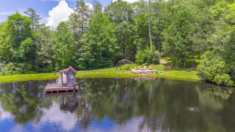 5 Flat Creek Drive Glenville NC 28736