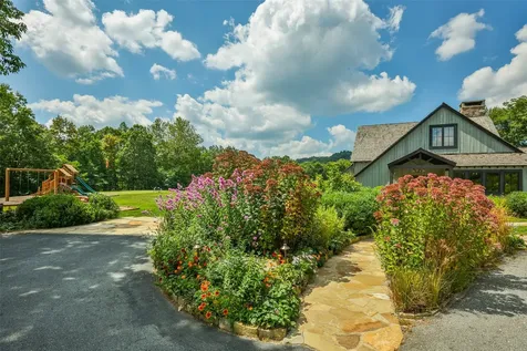 5 Flat Creek Drive Glenville NC 28736