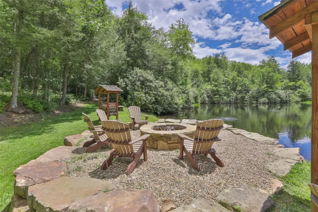 1 Flat Creek Drive Glenville NC 28736