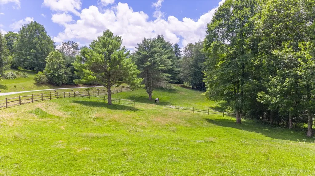 1 Flat Creek Drive Glenville NC 28736