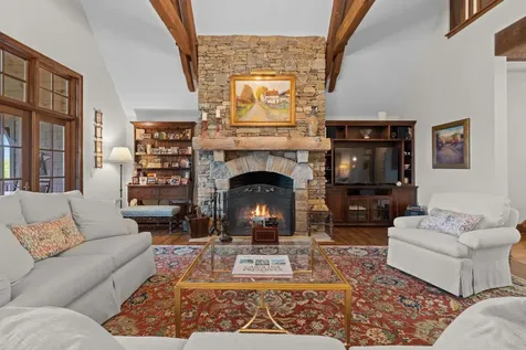 193 W View Way Highlands NC 28741